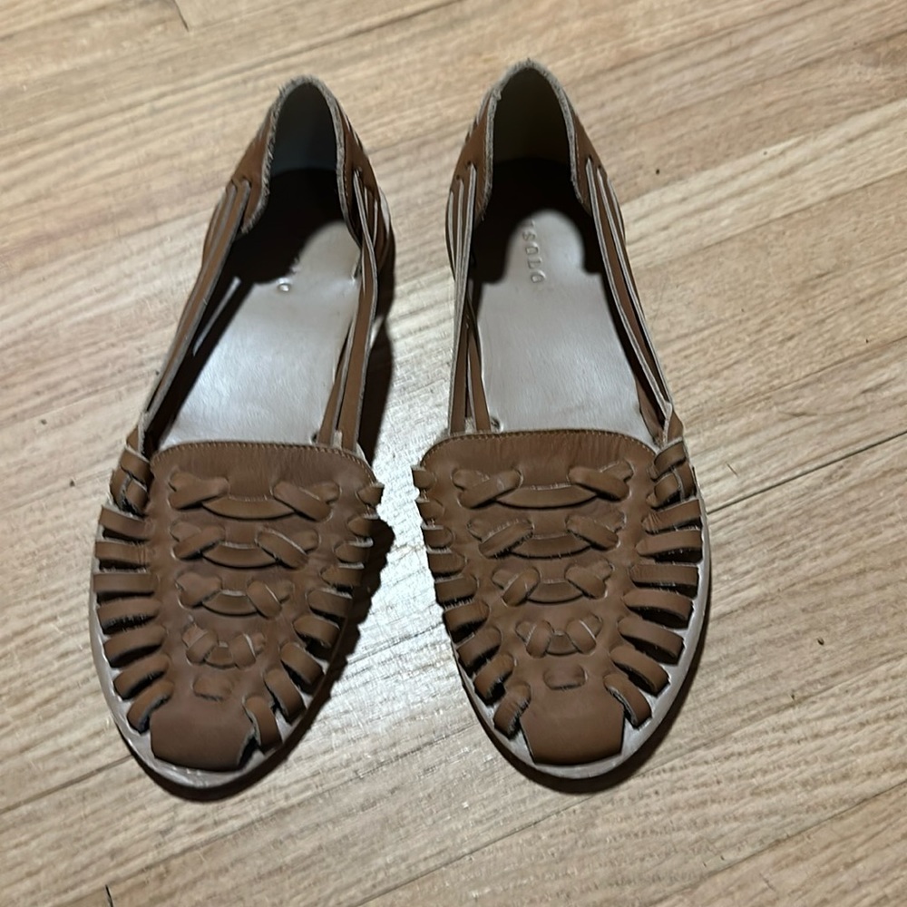 nisolo huraches. size 9.5